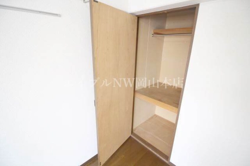 収納 クレセール下伊福