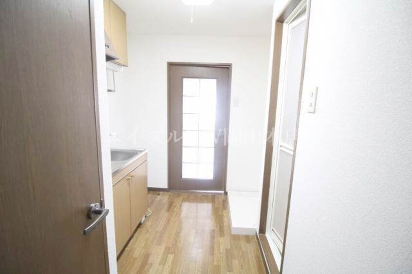 廊下 クレセール下伊福