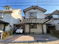 豊浜町2丁目貸家