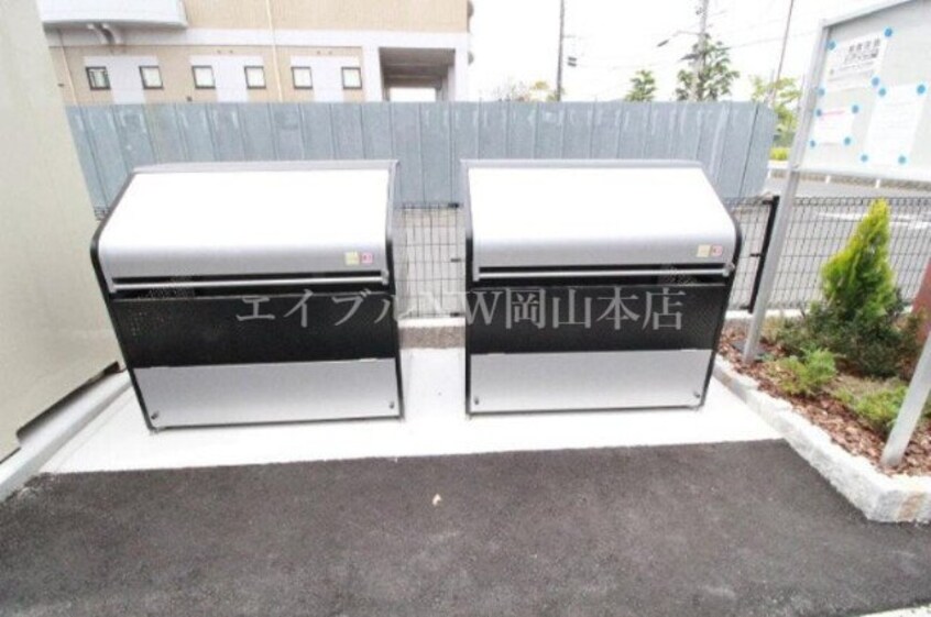  サン・ロイヤル　Ｂ