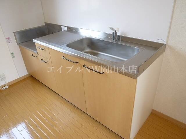  リーヴァ妹尾Ａ