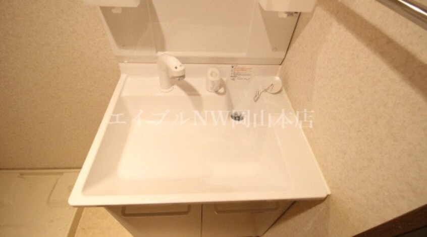  アンブシュール京橋