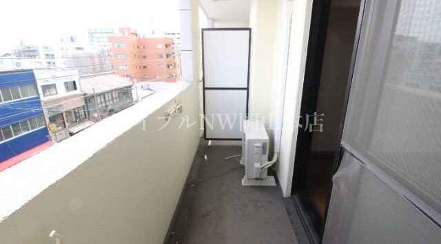  アンブシュール京橋