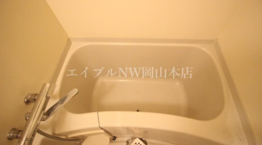  アンブシュール京橋