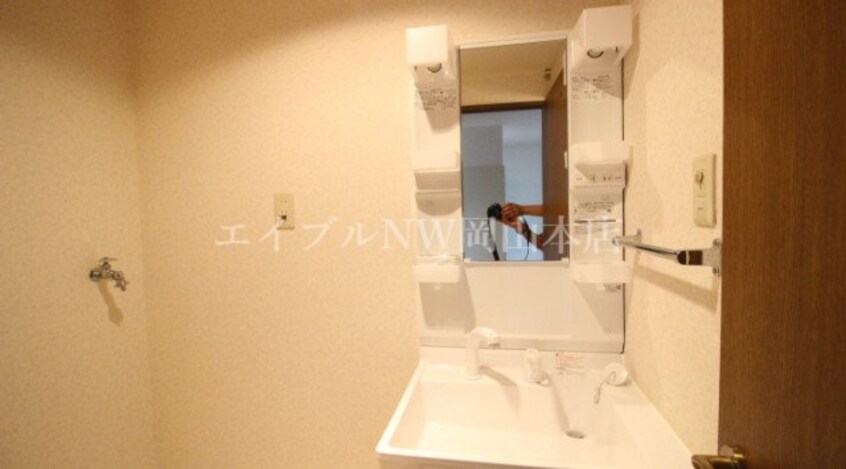  アンブシュール京橋