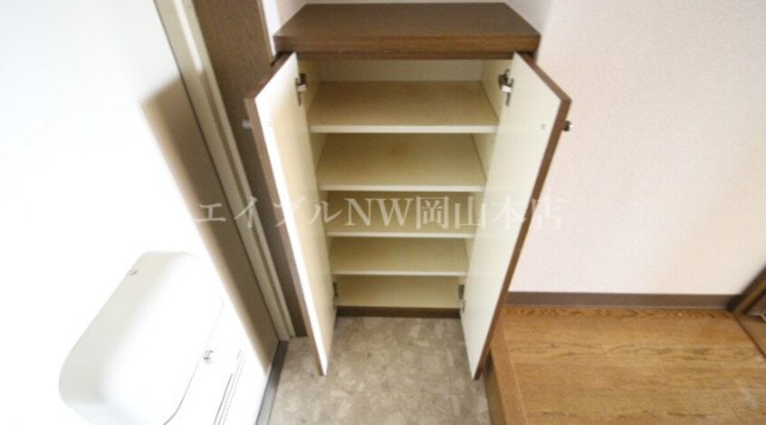  アンブシュール京橋