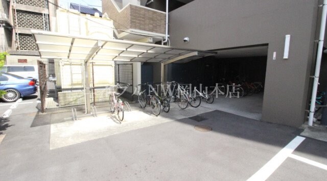  アンブシュール京橋