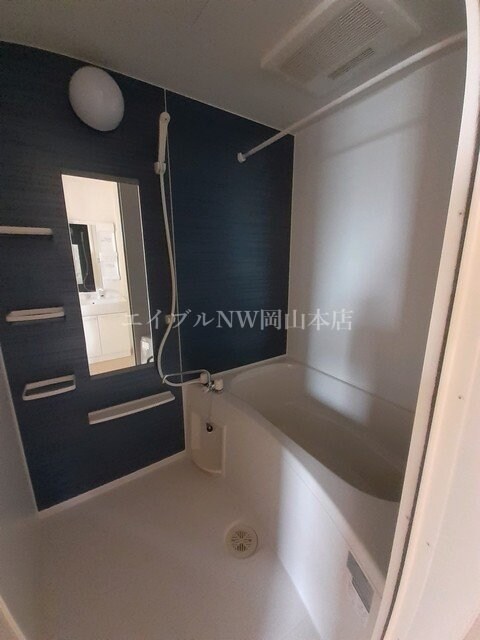  ラ・ベルコリーヌＢ