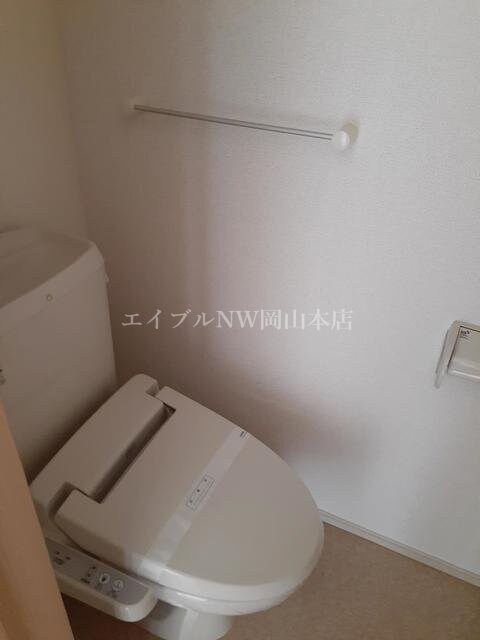  ラ・ベルコリーヌＢ