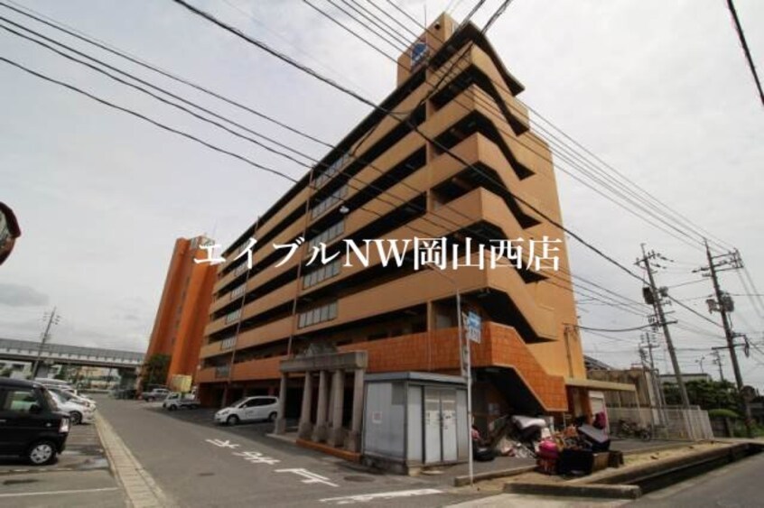  ネクスト倉田　東館