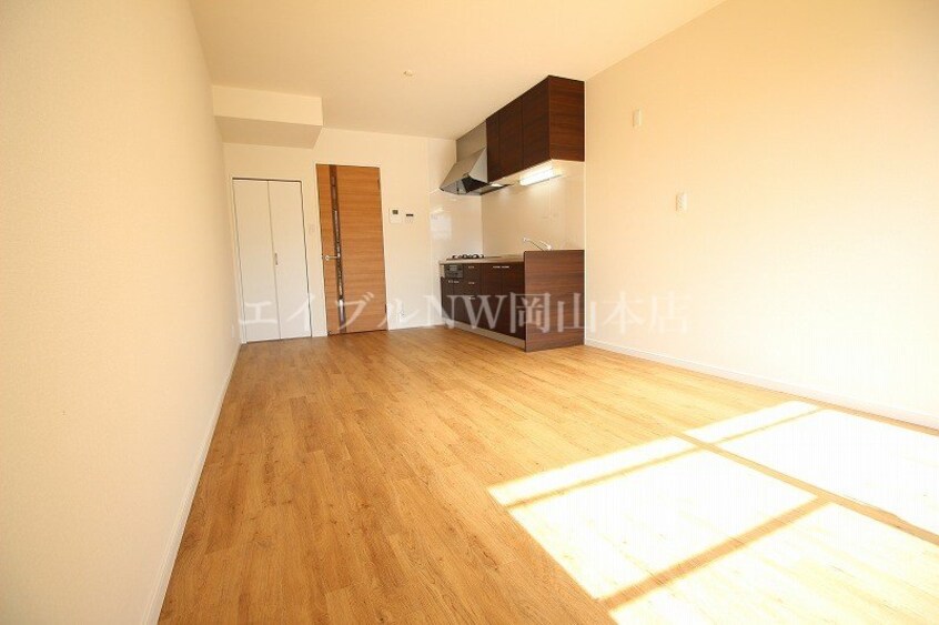  ラ・イース津高