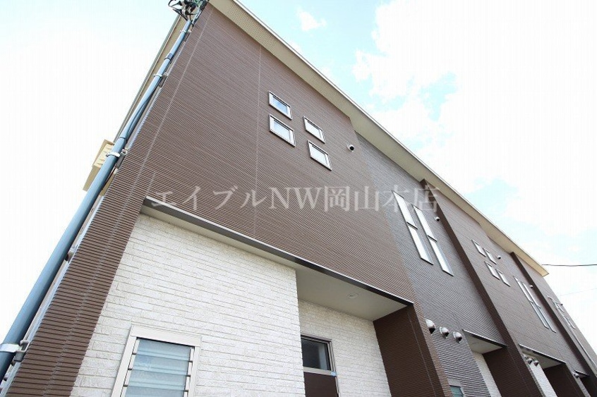  ラ・イース津高