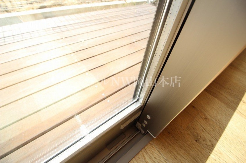 ペアガラス使用 ラ・イース津高