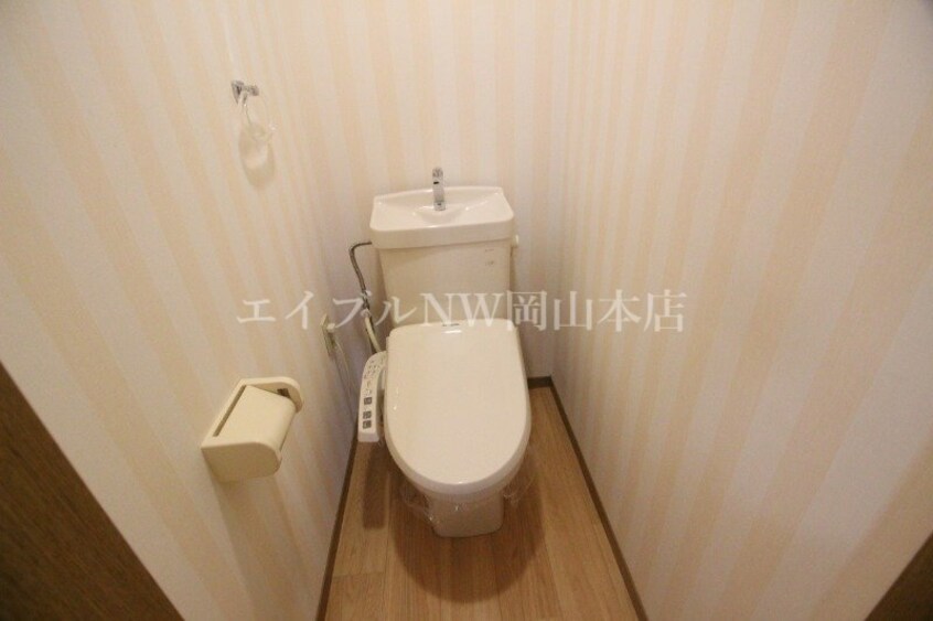  ラッキータウン庭瀬　Ａ棟