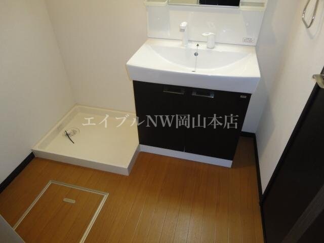洗濯機置き場 フィオリスタ　アンジェラ