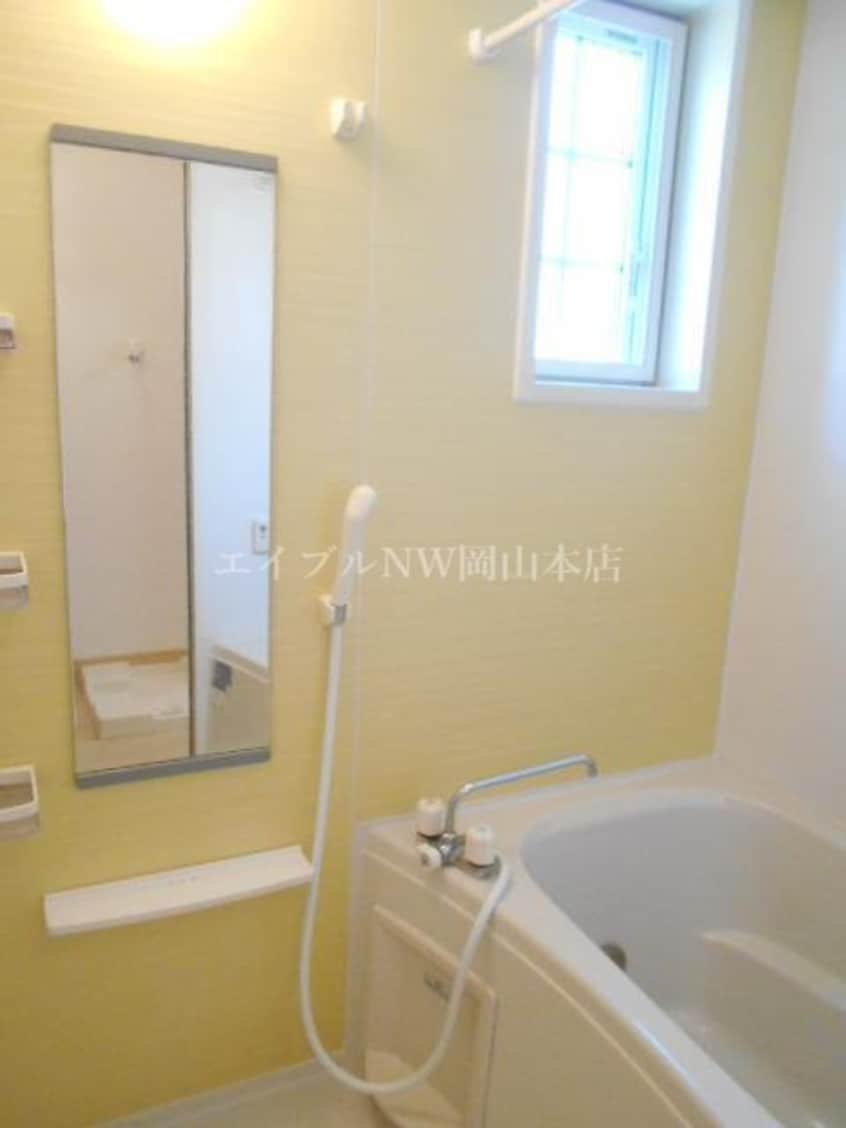  サンメゾン津高