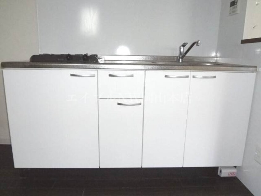 キッチン収納 アルファレガロ岡山駅前