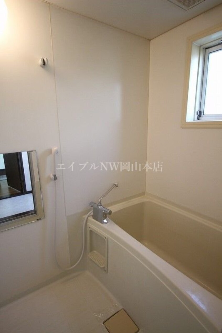  サニースクウェア津島B