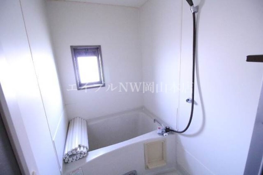 同タイプのお部屋の写真です エスポアール庭瀬　A棟