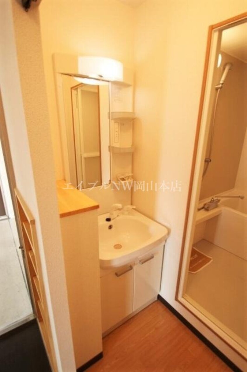  ファミール桃の郷　Ａ棟