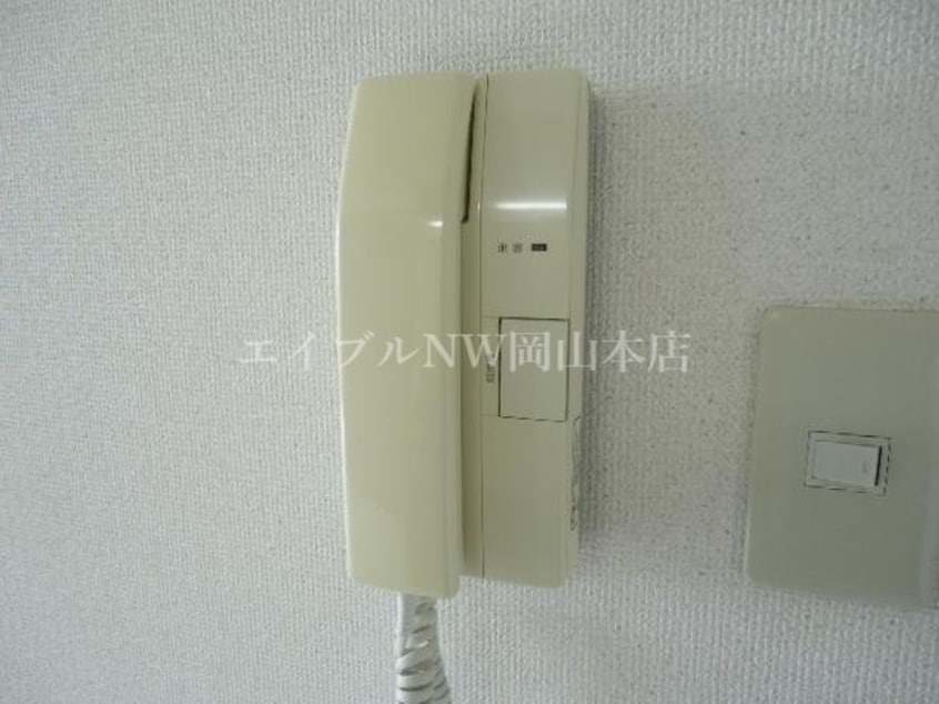 オートロック ＢＥＬＬ　ＣＲＥＳＴⅡ