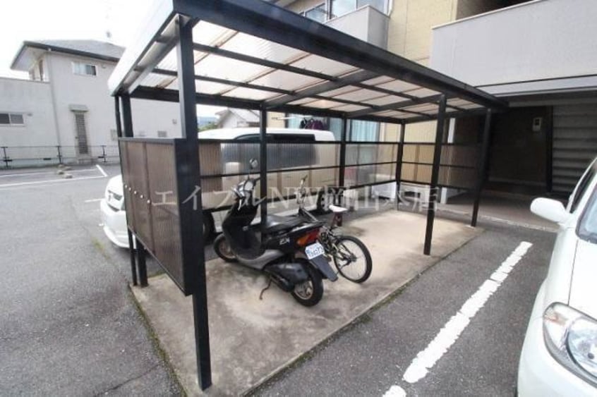  ソレアード高松　B棟