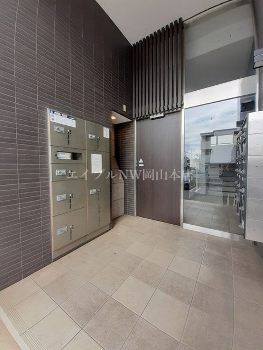  レジデンス下伊福　颯