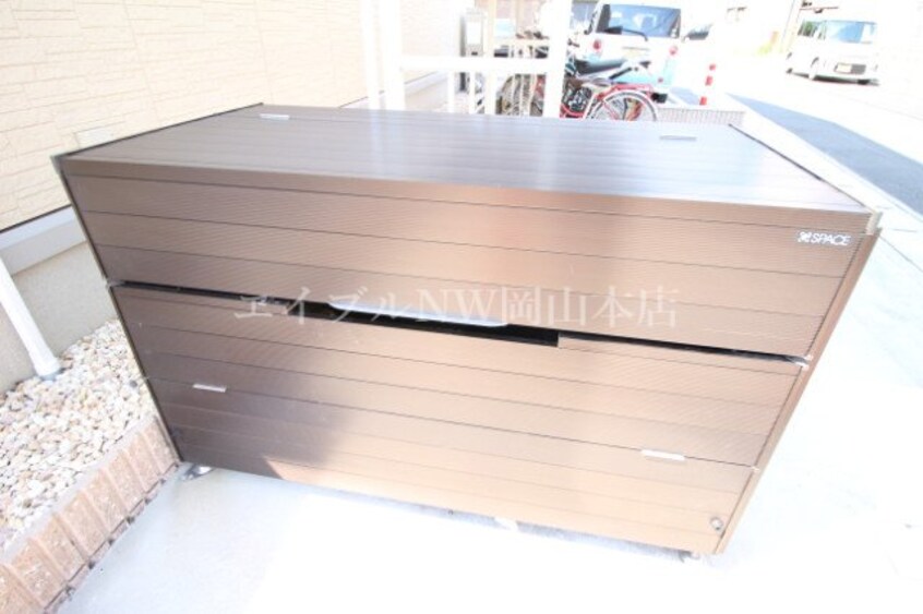  グランド　ソレイユ　B棟