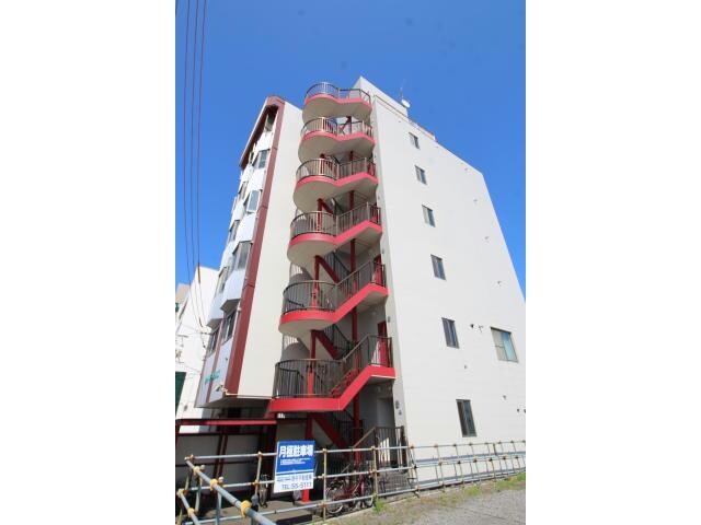  カサドール駅前