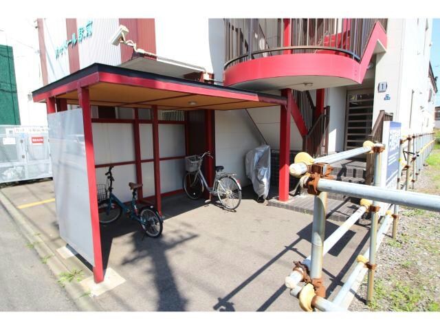  カサドール駅前