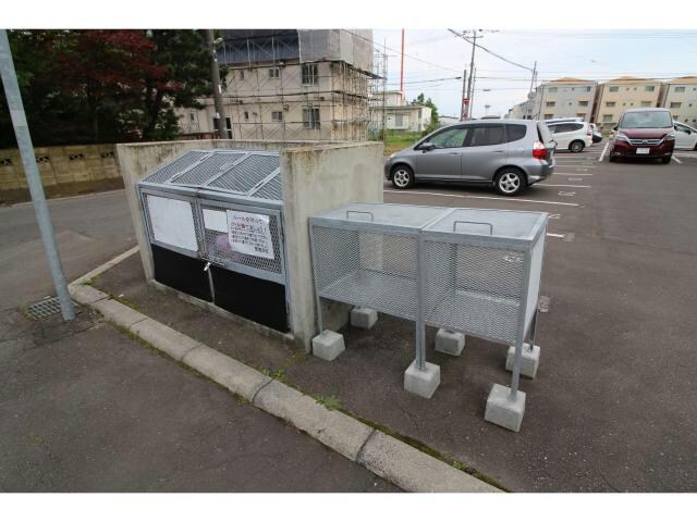  エムズミハラ