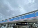 ローソン函館追分町店(コンビニ)まで435m ピュアパレス