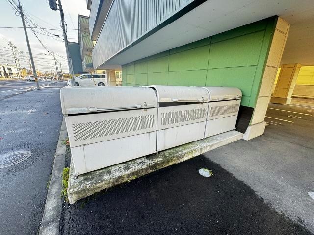  アールズフラット３