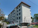 ユートピア川原3号棟の外観