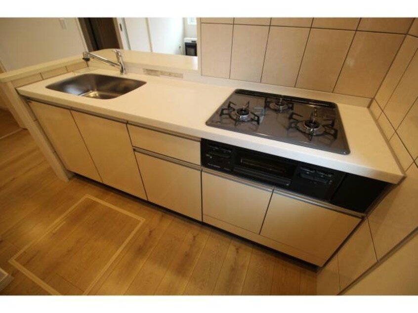  Lechien ルシアン