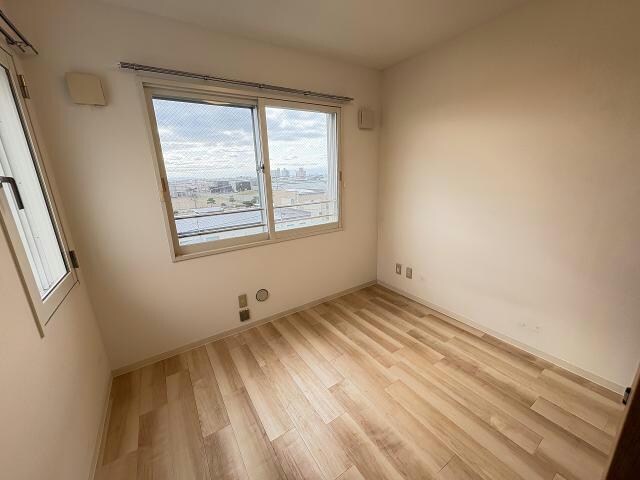  グランソレーユⅡ