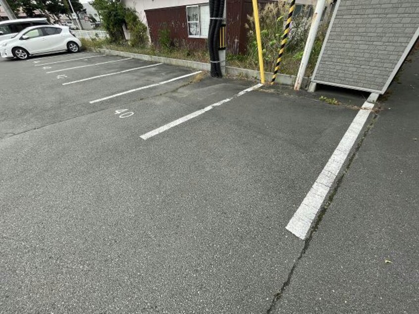  サンエスタシオン湯川