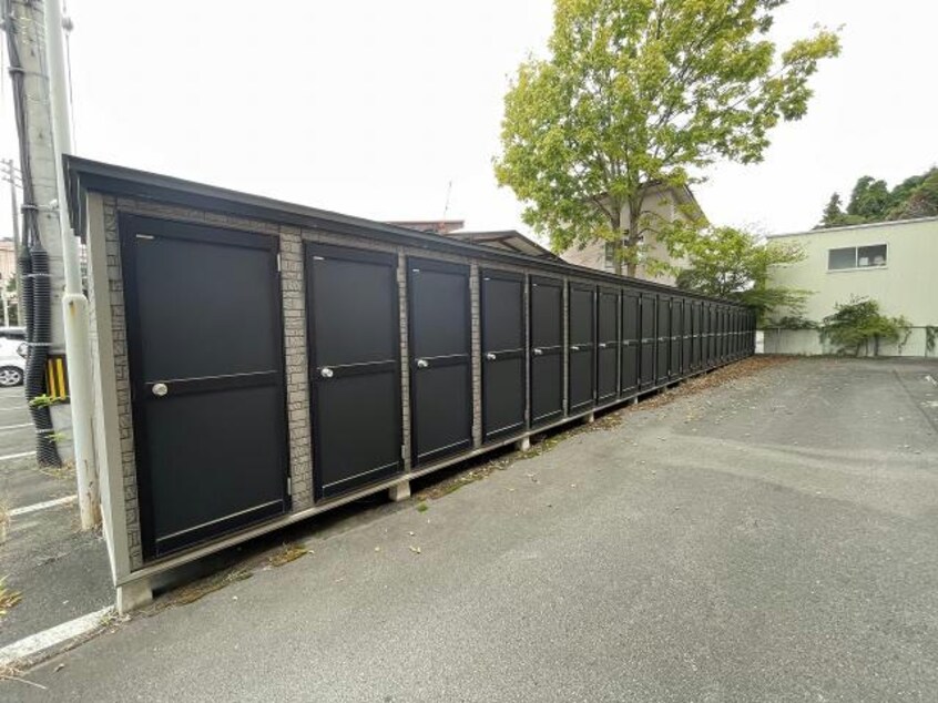  サンエスタシオン湯川