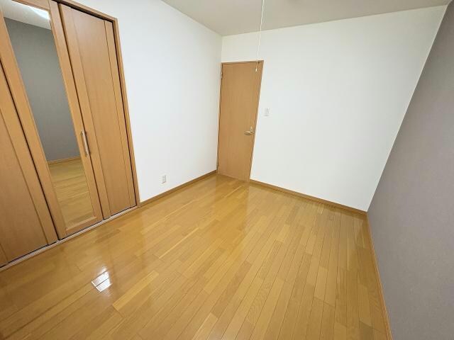  サンエスタシオン湯川