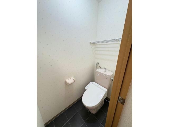  サンエスタシオン湯川