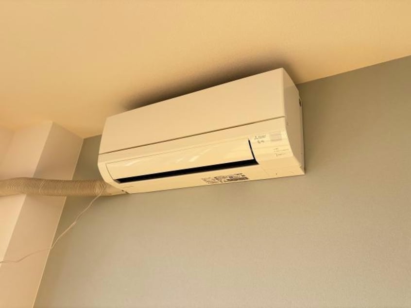  サンエスタシオン湯川