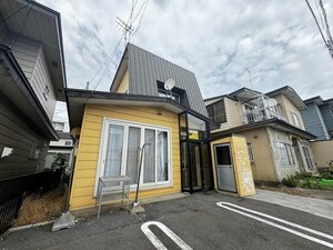 宇賀浦町3丁目貸家