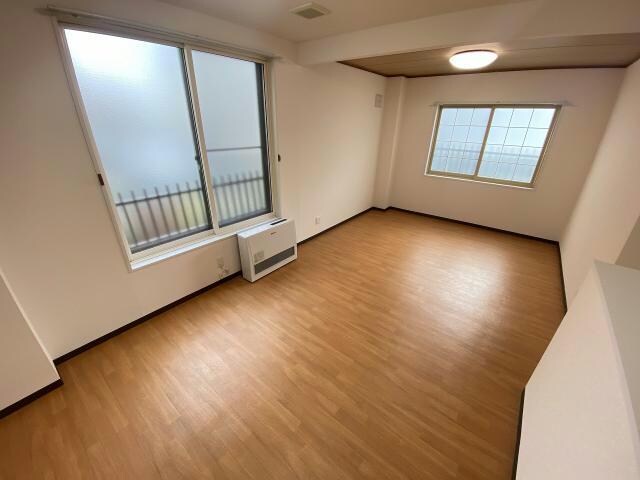  ミリオンパレス深堀