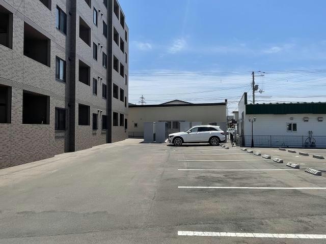  NEW PIAZZA 西桔梗