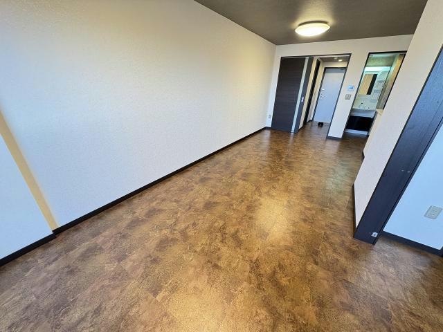  NEW PIAZZA 西桔梗