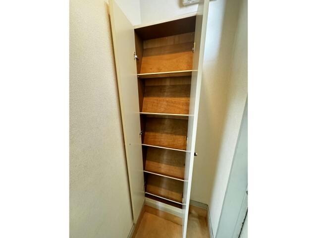  レオパレス千歳C棟