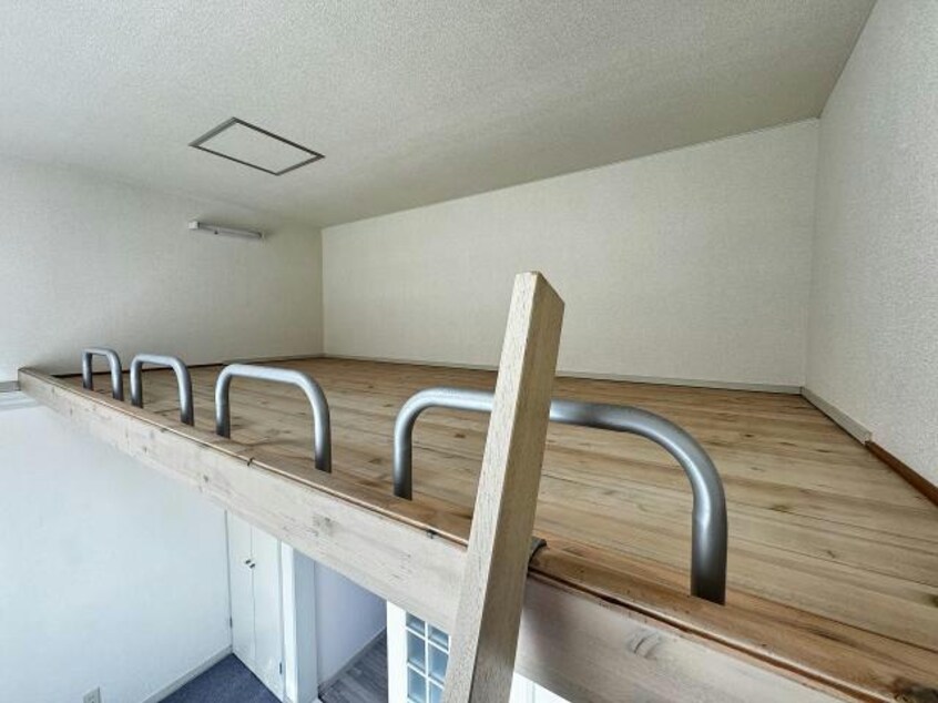  レオパレス千歳C棟