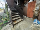  日乃出町10番一棟三戸