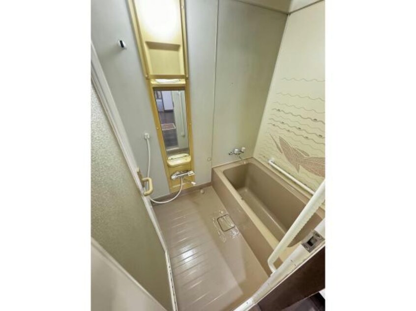  日乃出町10番一棟三戸