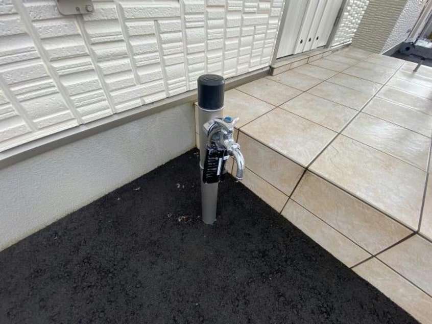  桔梗町435番貸家